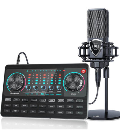 Ensemble dequipement de podcast avec microphone XLR vers 35 mm carte son en direct avec table de mixage DJ et changeur de voix 1